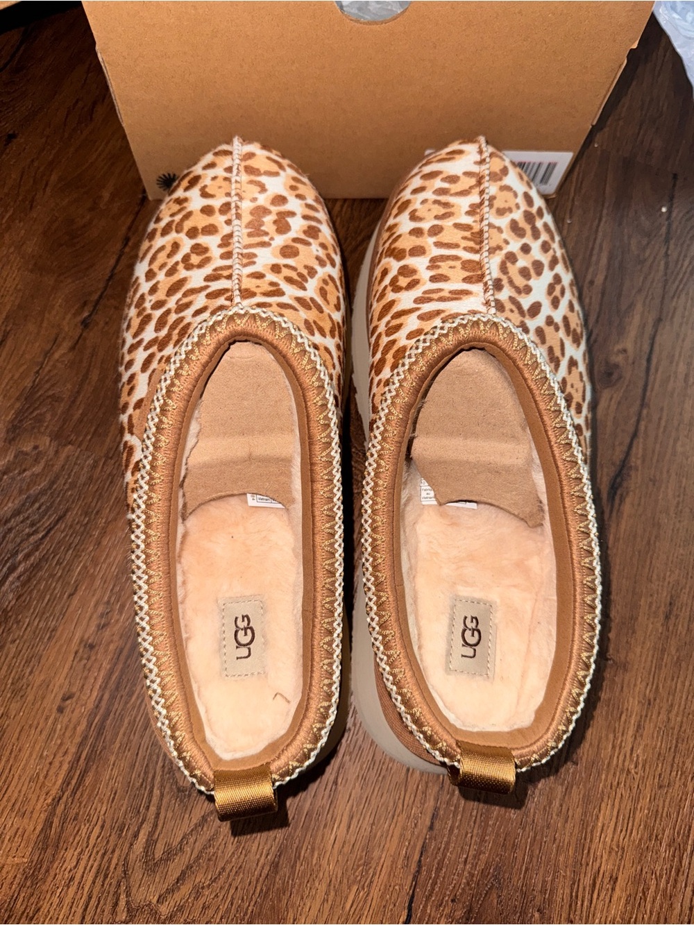 UGG Women's Leopard Print Platform Mules in Brown and Cream - Picture 3 of 6